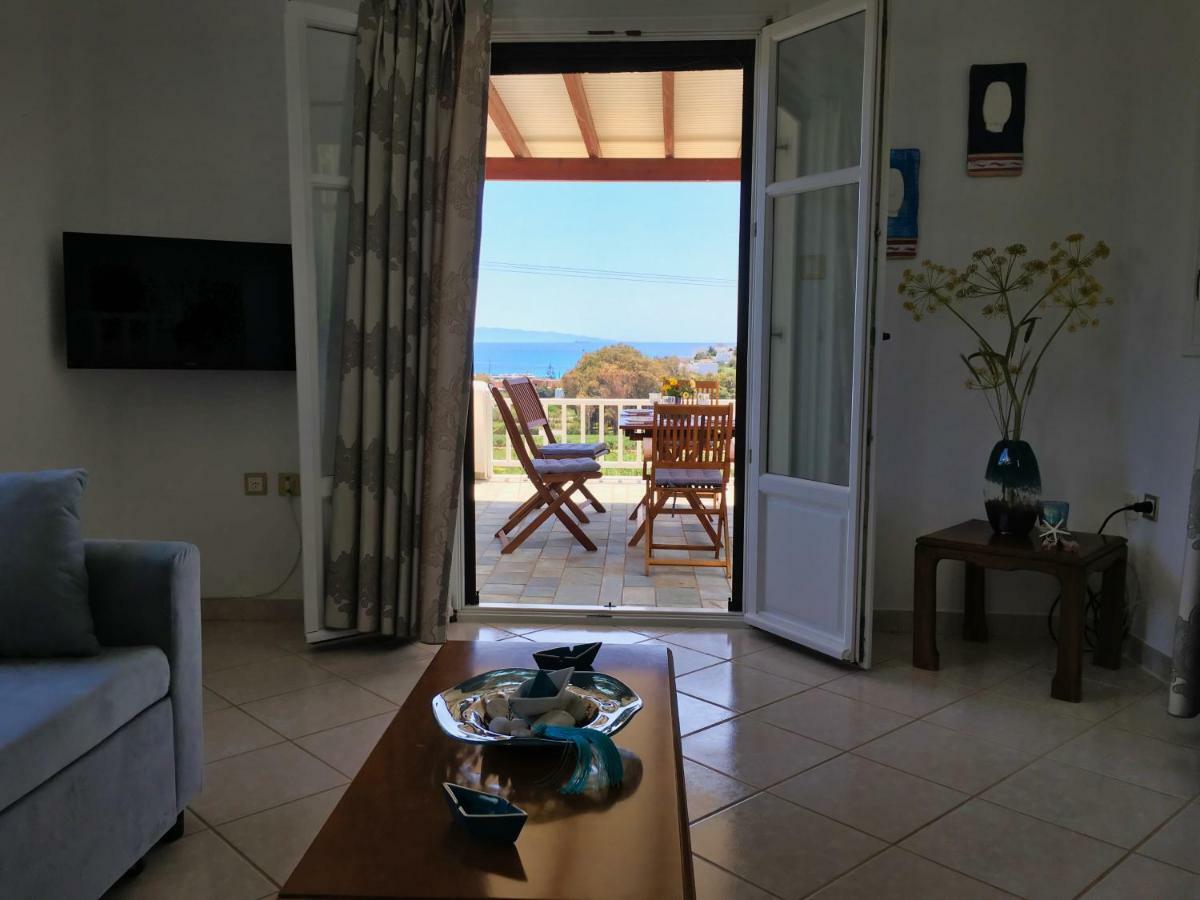 Anthoula'S Sea View Apartment Piso Livadi Eksteriør billede